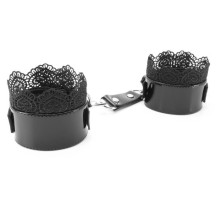 Изысканные чёрные наручники с кружевом (черный)