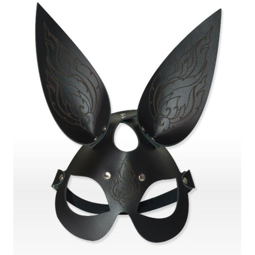 Чёрная кожаная маска с длинными ушками и эффектом тату (черный)