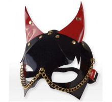 Черно-красная маска с рожками (черный с красным)