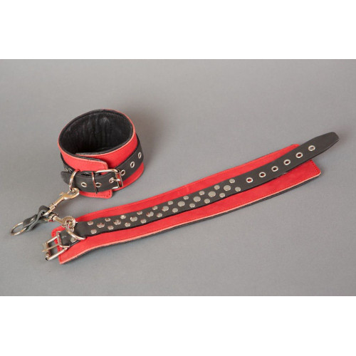 Красные кожаные наручники на мягкой подкладке (красный с черным)