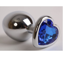 Серебристая анальная пробка с синим стразиком-сердечком - 8,2 см. (синий)
