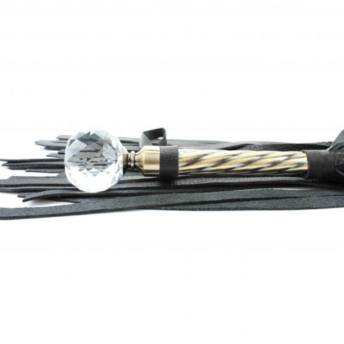 Черная плеть с широкими хлыстами и металлической ручкой с кристаллом - 60 см. (черный)