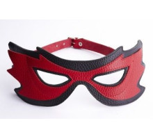 Красно-чёрная маска на глаза с разрезами (красный с черным)