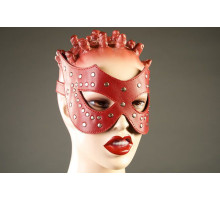 Красная кожаная маска с заклёпками (красный)