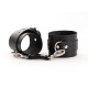 Черные кожаные наручники со сцепкой (черный)