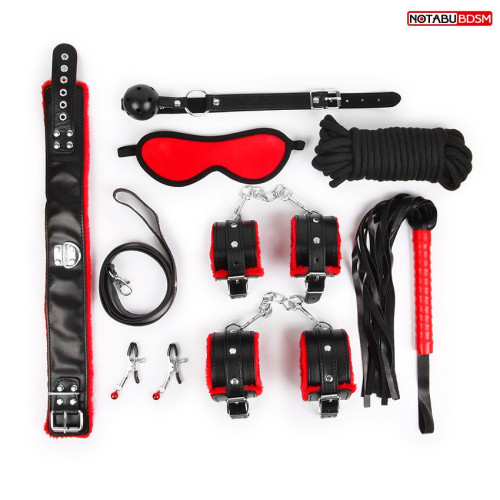 Стильный черно-красный набор БДСМ: маска, кляп, зажимы, плётка, ошейник, наручники, оковы, верёвка (черный с красным)