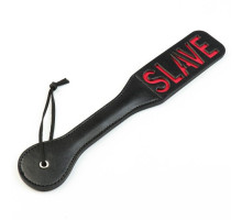 Черная гладкая шлепалка SLAVE - 38 см. (черный с красным)