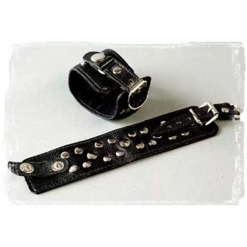 Декоративные наручники на кожаной подкладке (черный)