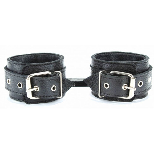 Черные кожаные наручники с пряжкой (черный)